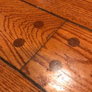 Meet your Posher, Laura